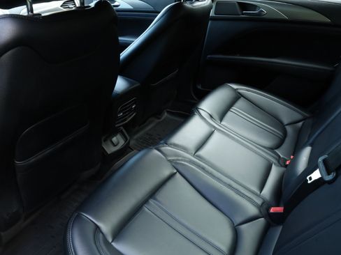 Used 2017 Lincoln MKZ Premiere image 10