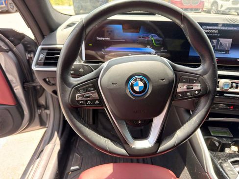Used 2023 BMW i4 eDrive35 RWD image 21