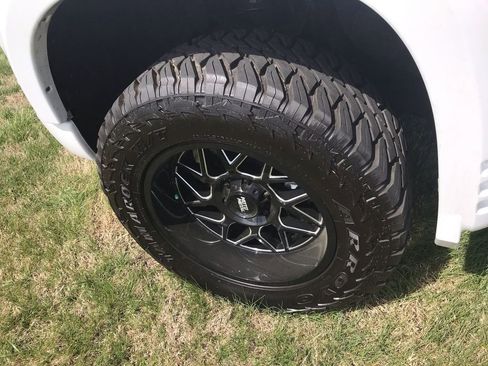 Used 2024 Chevrolet Silverado 1500 RST w/ Z71 Off-Road Package image 10