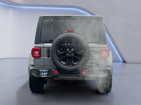 Certified 2021 Jeep Wrangler Unlimited Sahara image 5