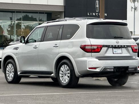 Used 2021 Nissan Armada SV image 6
