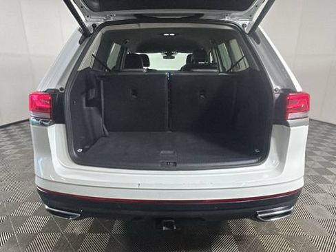 Used 2024 Volkswagen Atlas SE AWD/4WD image 27