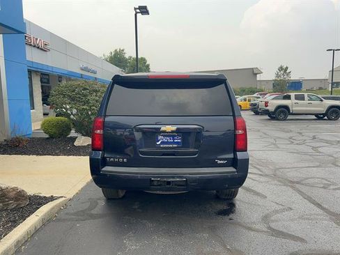 Used 2017 Chevrolet Tahoe LT w/ Luxury Package AWD/4WD image 6