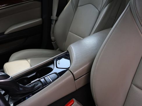 Used 2014 Cadillac CTS Sedan w/ Seating Package RWD image 17