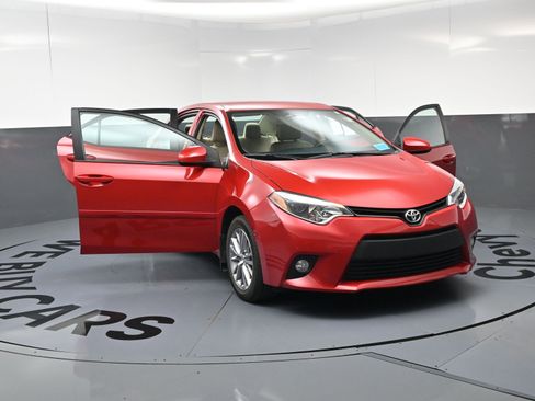 Used 2014 Toyota Corolla LE w/ Body Protection Package FWD image 14