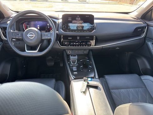 Certified 2023 Nissan Rogue Platinum w/ Platinum Premium Package image 24