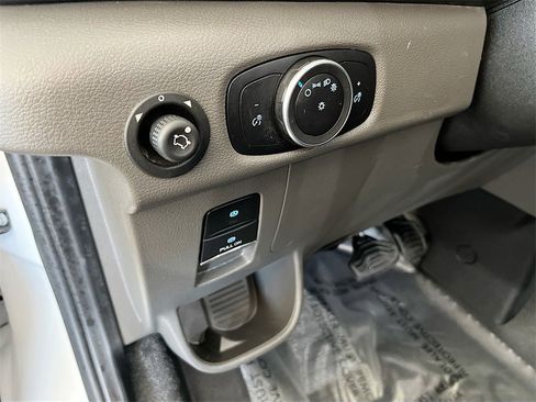 Used 2025 Ford Transit 250 148 Medium Roof image 10