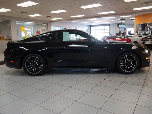 Used 2019 Ford Mustang Coupe w/ Equipment Group 101A RWD image 13