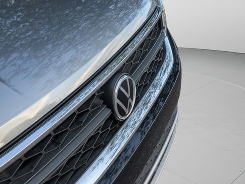 Used 2022 Volkswagen Taos SE image 21