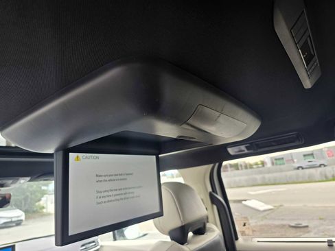 New 2026 Toyota Sienna Limited image 21