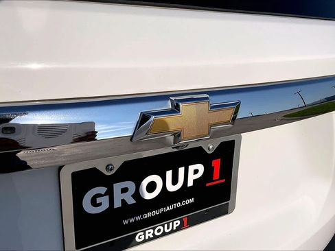 Used 2019 Chevrolet Traverse LT FWD image 10