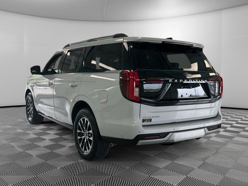 Used 2025 Ford Expedition Platinum AWD/4WD image 6