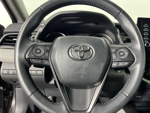 Used 2024 Toyota Camry SE w/ Convenience Package FWD image 10
