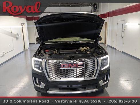 Used 2021 GMC Yukon XL Denali image 31
