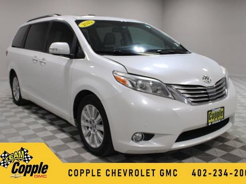 Used 2015 Toyota Sienna Limited Premium w/ Advanced Technology Package FWD image 1