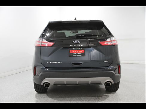 Used 2022 Ford Edge Titanium AWD/4WD image 20