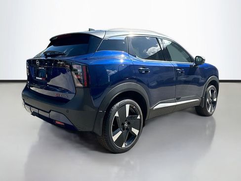 New 2025 Nissan Kicks SR image 8