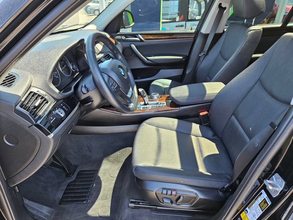 Used 2016 BMW X3 xDrive28i w/ Driver Assistance Package AWD/4WD image 10