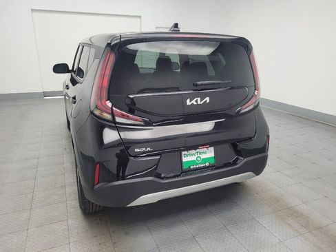 Used 2025 Kia Soul LX w/ LX Technology Package image 6