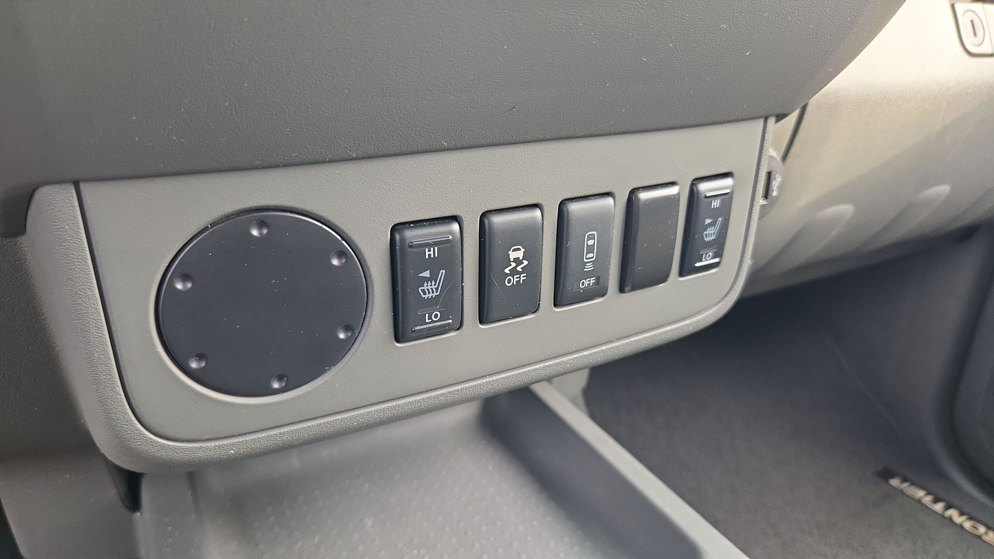 Used 2019 Nissan Frontier SV w/ Value Truck Package RWD image 26