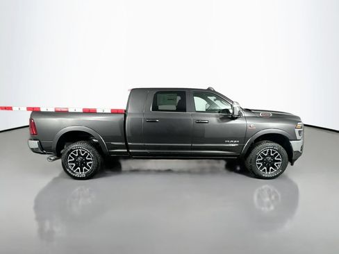 New 2026 RAM 2500 Limited AWD/4WD image 9