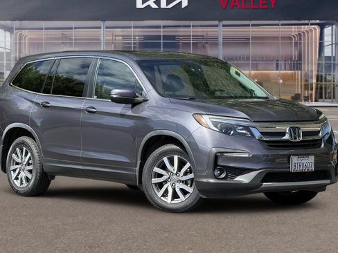 Used 2021 Honda Pilot EX image 2