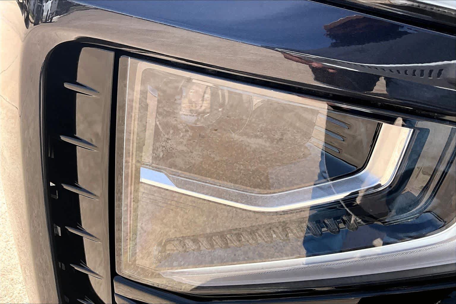 New 2026 Chevrolet Tahoe High Country AWD/4WD image 15