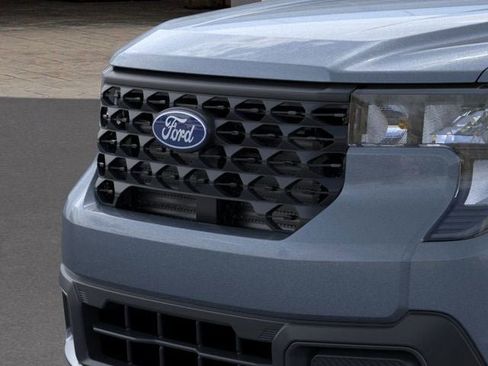 New 2025 Ford Maverick XLT image 18