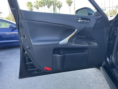 Used 2010 Lexus IS 250 AWD image 32