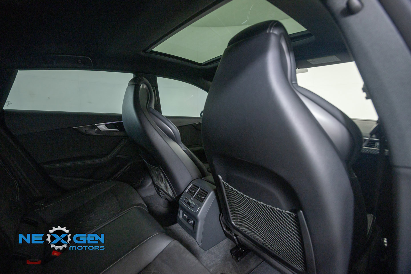Used 2025 Audi S5 Premium Plus w/ Premium Plus Package AWD/4WD image 36