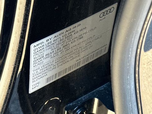 Used 2021 Audi Q8 Premium Plus w/ Premium Plus Package image 45