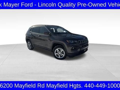 Used 2024 Jeep Compass Latitude w/ Convenience Group image 39