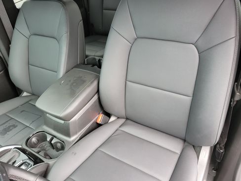 Used 2024 Chevrolet Colorado LT w/ LT Convenience Package III RWD image 11