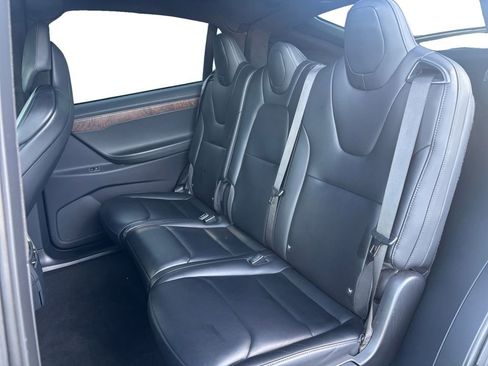 Used 2019 Tesla Model X 100D image 16