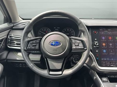 Used 2025 Subaru Outback Onyx Edition AWD/4WD image 13