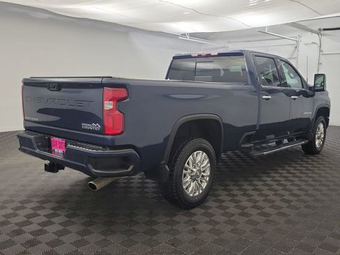 Used 2021 Chevrolet Silverado 2500 High Country w/ Technology Package image 7