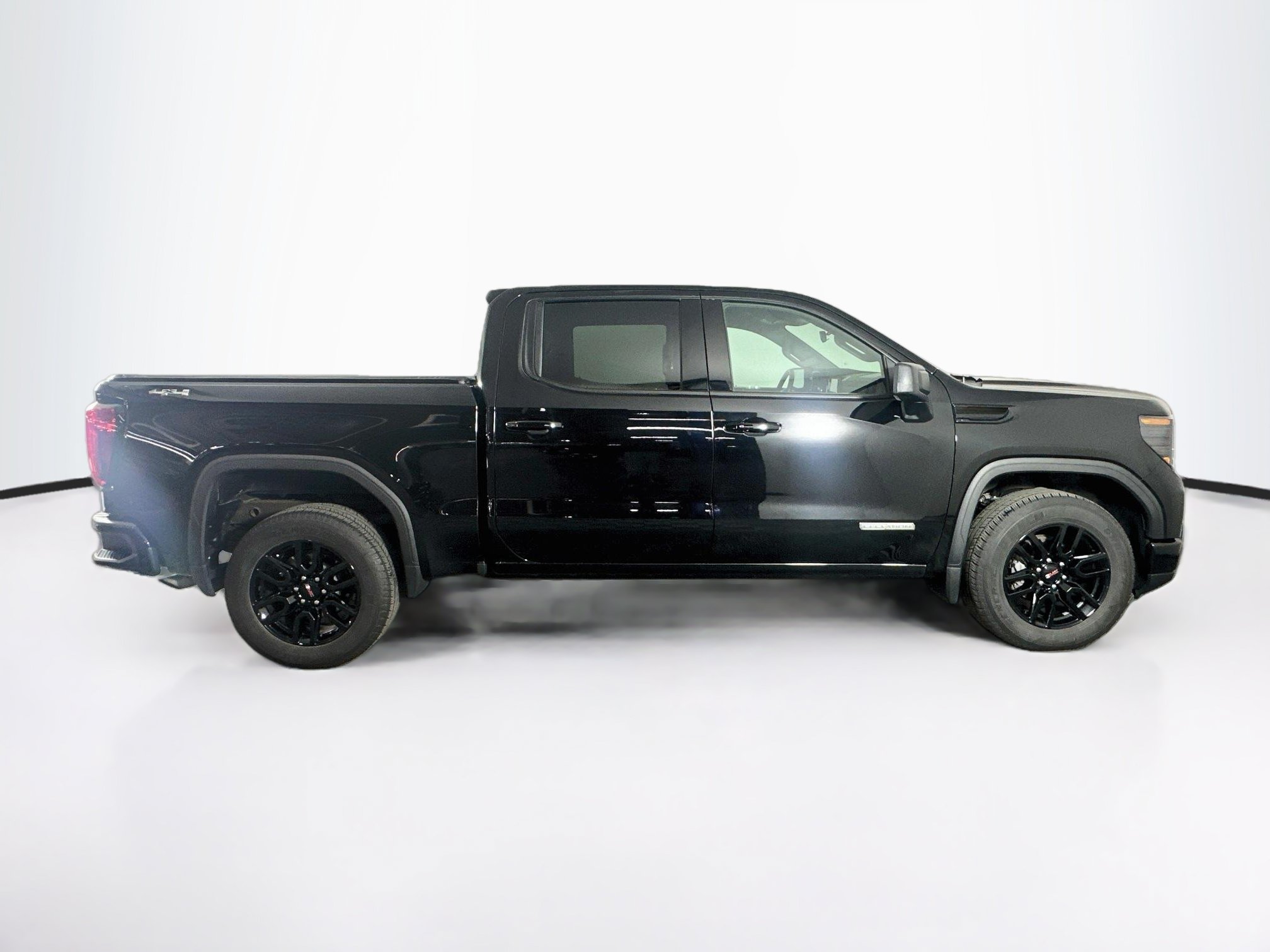 Used 2024 GMC Sierra 1500 Elevation AWD/4WD image 10