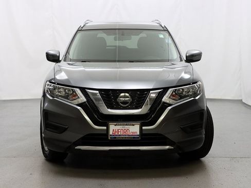Used 2018 Nissan Rogue SV image 5