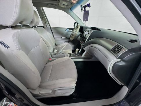 Used 2012 Subaru Forester 2.5X Premium w/ All-Weather Pkg AWD/4WD image 33