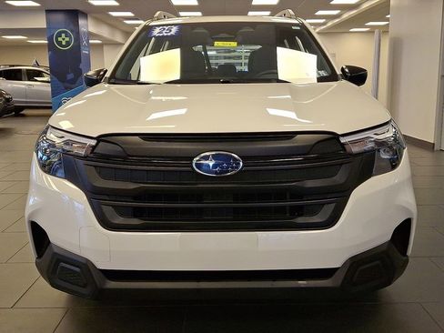 Certified 2025 Subaru Forester w/ Convenience Package #1 image 5