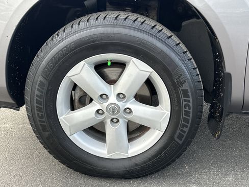 Used 2013 Nissan Rogue S w/ Special Edition Pkg image 10