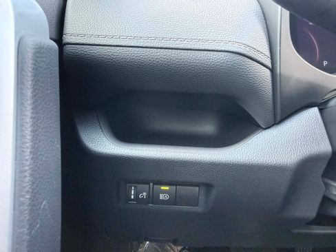 Used 2023 Toyota RAV4 LE FWD image 18