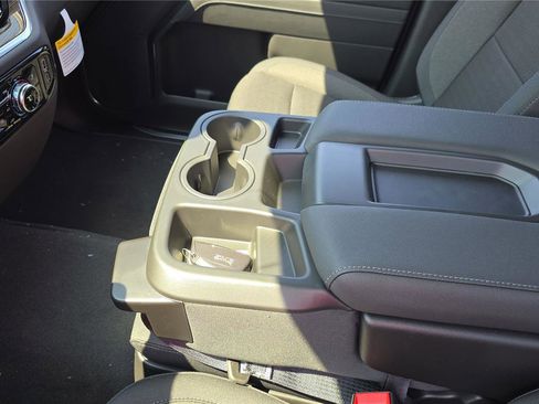 New 2026 GMC Sierra 1500 Elevation image 23