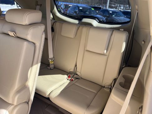 Used 2015 Toyota Highlander XLE image 26