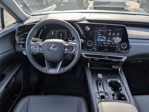 Certified 2024 Lexus RX 350 Premium w/ Accessory Package image 17