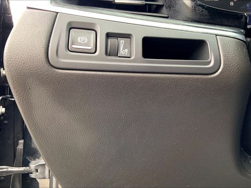 Used 2021 Cadillac XT5 Premium Luxury FWD image 33