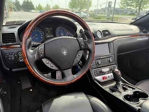 Used 2012 Maserati GranTurismo Sport RWD image 29