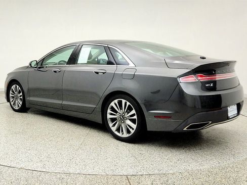 Used 2017 Lincoln MKZ Reserve FWD image 7