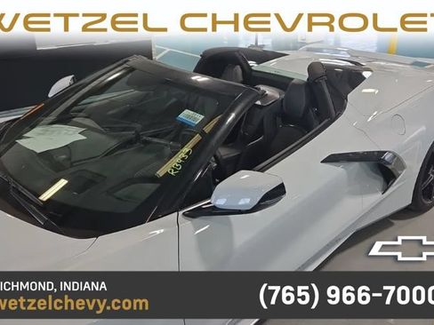 Used 2023 Chevrolet Corvette Stingray Preferred Conv w/ Z51 Performance Package RWD image 9