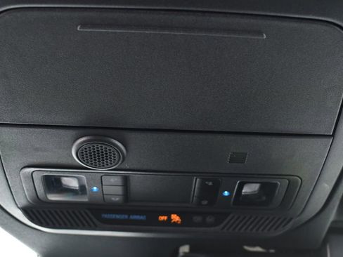 Used 2025 Ford Bronco Outer Banks image 33